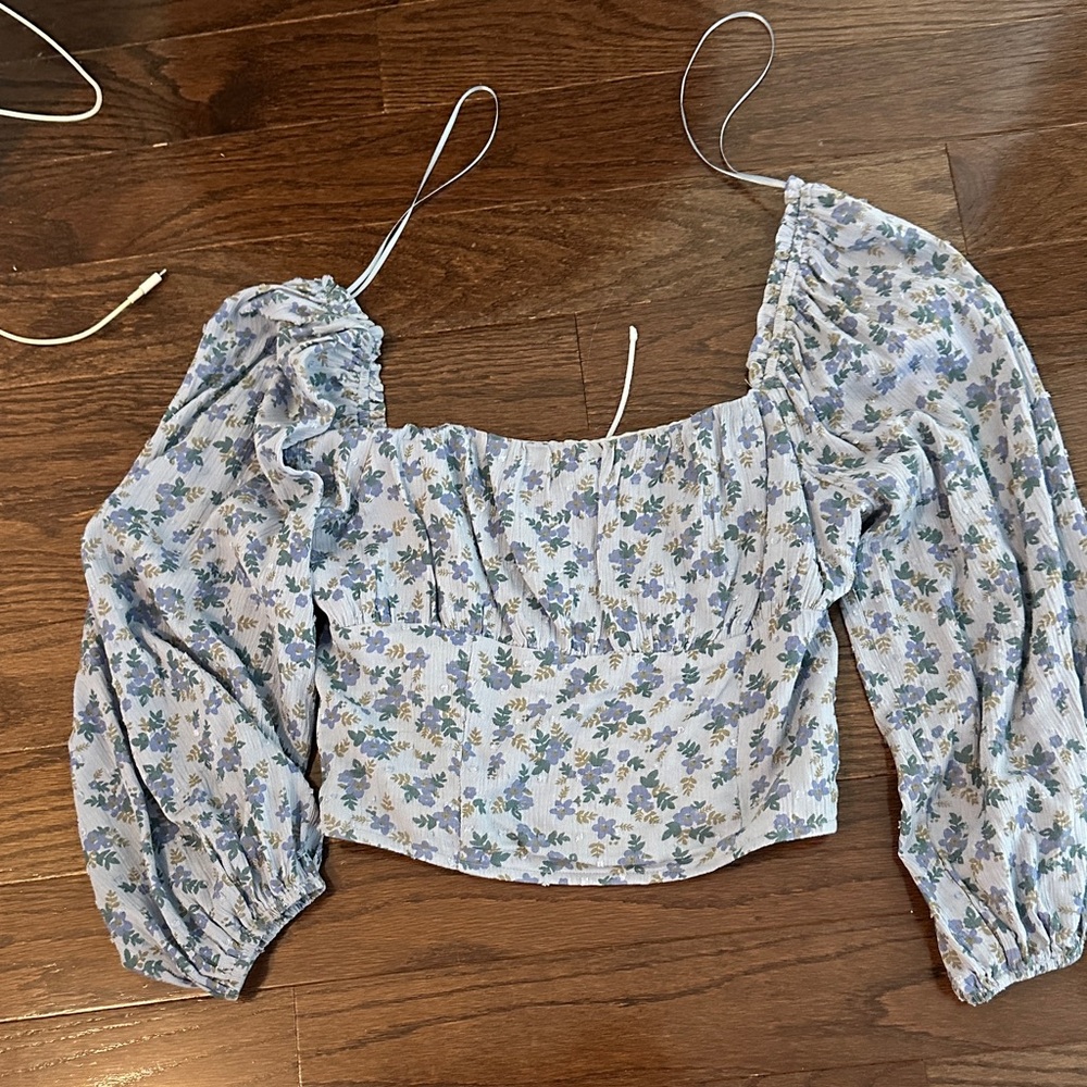 Elegant Floral Puff Sleeve Blouse